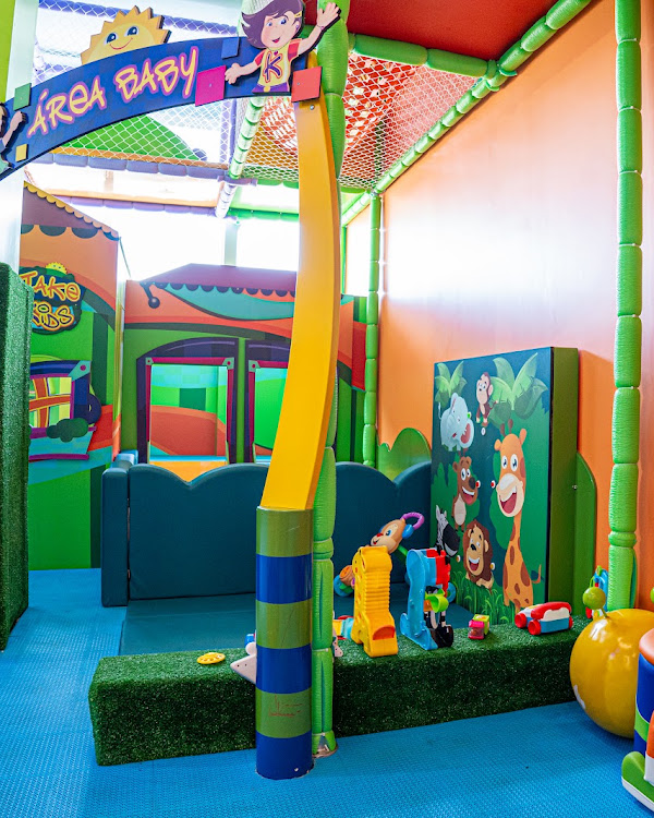 Espaço de brincadeiras da Take Kids